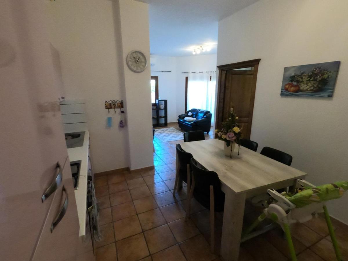 Casa Cimarosa Lägenhet Olbia Exteriör bild
